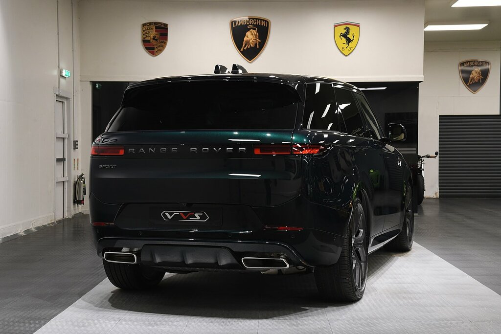 Land Rover Range Rover Sport P550e Autobiography Green #3