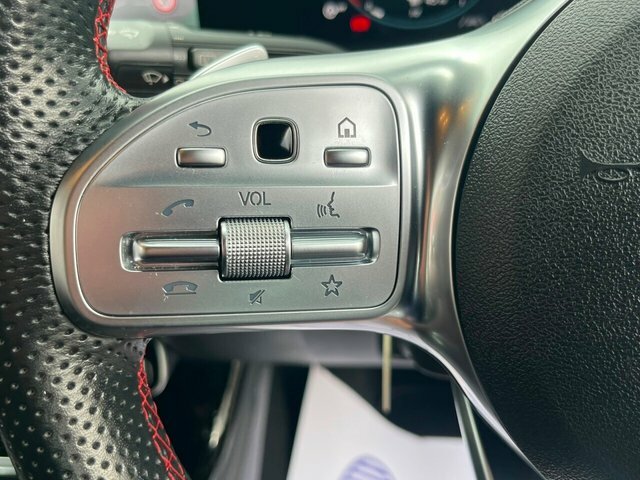 Mercedes-Benz A Class A200 Amg Line Hatchback 1.3 White #25