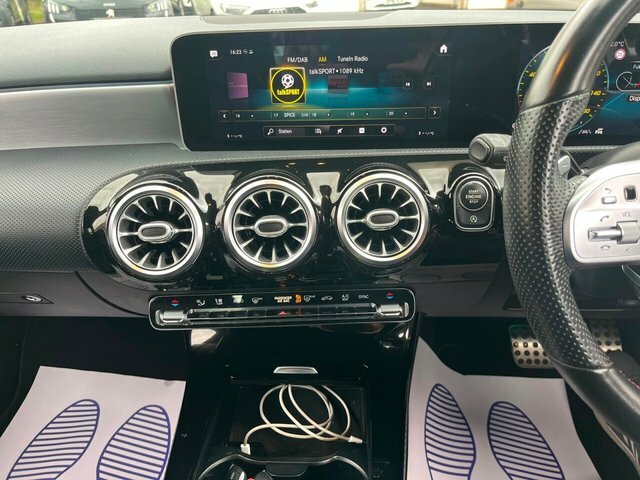 Mercedes-Benz A Class A200 Amg Line Hatchback 1.3 White #12