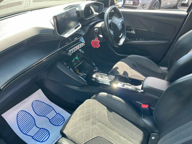 Peugeot e-208 Gt Premium Hatchback Black #4