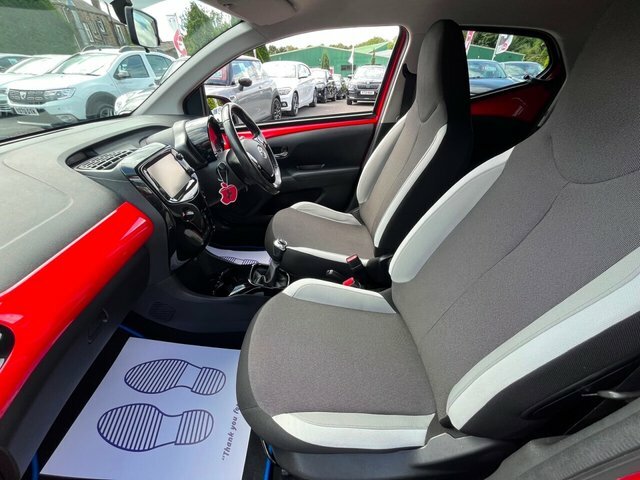 Toyota Aygo Vvt-i X-style Hatchback Red #6