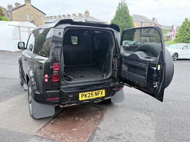 Land Rover Defender 90 D350 Mhev X-dynamic Hse Black #6