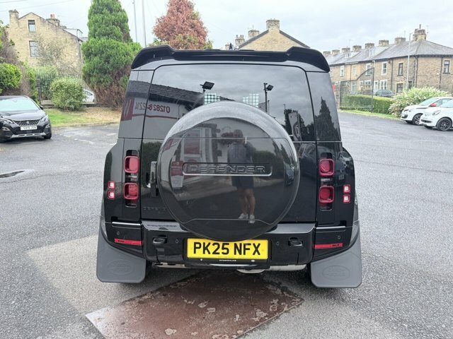 Land Rover Defender 90 D350 Mhev X-dynamic Hse Black #4