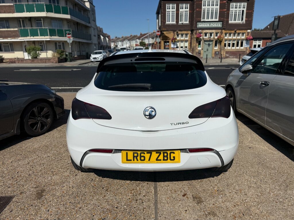 Vauxhall Astra 1.4I Turbo Limited Edition Coupe LR67ZBG White #6