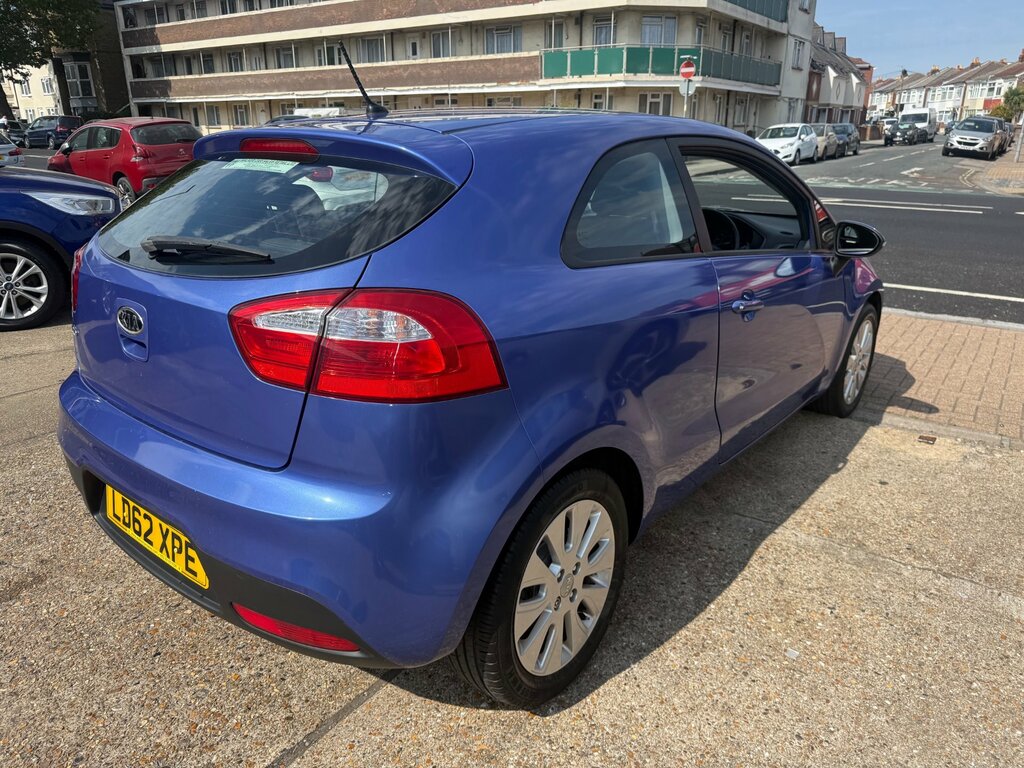 Kia RIO 1.4 2 Hatchback Euro 5 107 Bhp Blue #4
