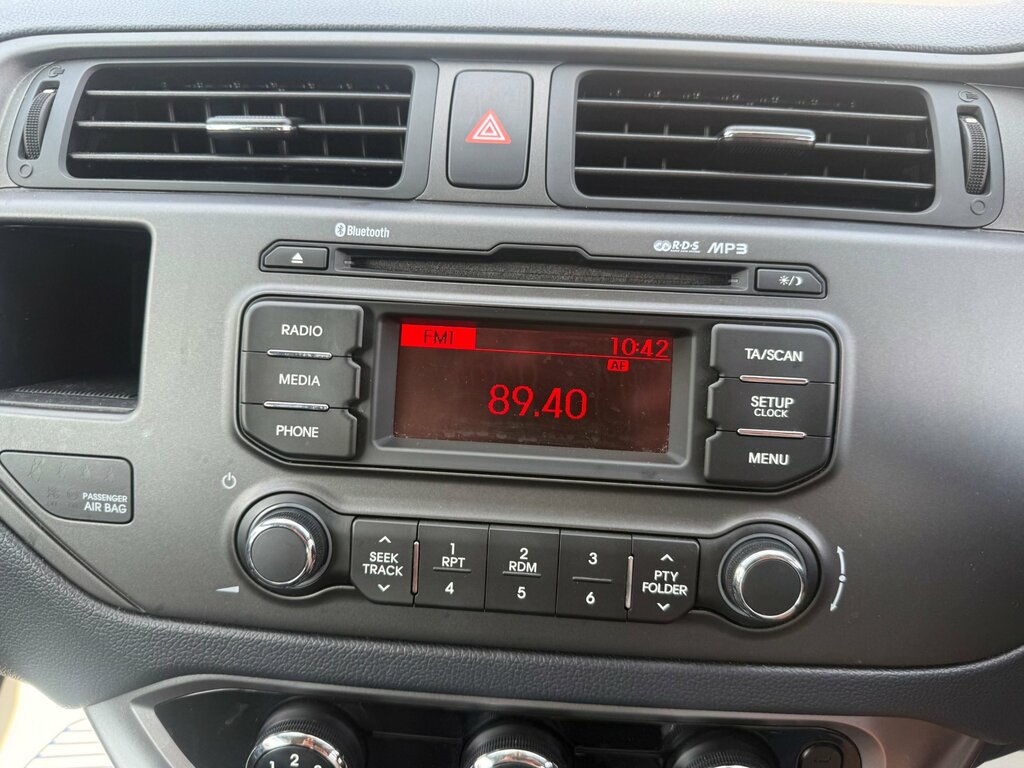 Kia RIO 1.25 1 Air Euro 5 White #23