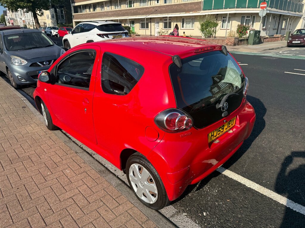 Toyota Aygo 1.0 Vvt-i Hatchback Multimode Euro 4 Red #4