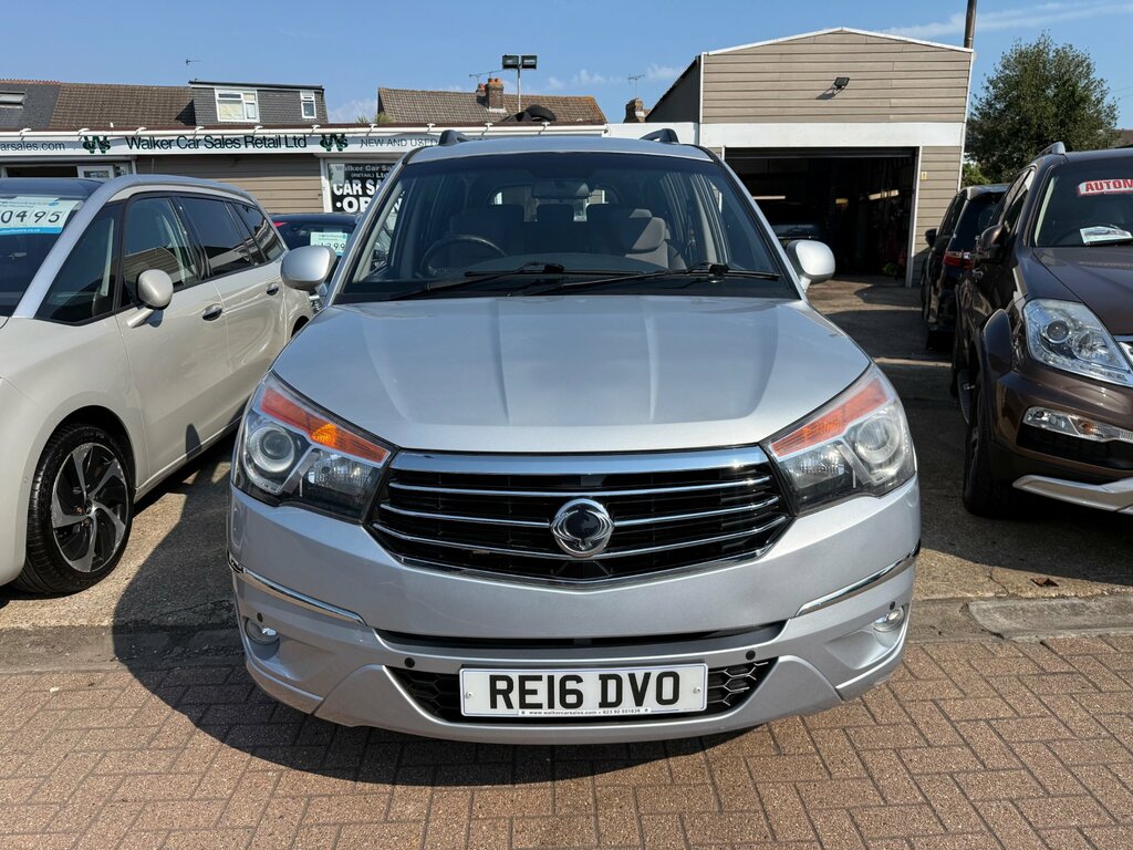 SsangYong Turismo 2.0 E-xdi S Mpv Euro 5 155 Ps Silver #2