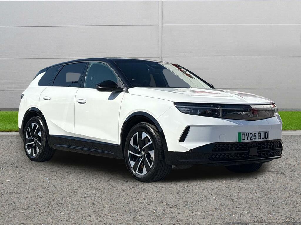 Vauxhall Grandland 73Kwh Gs DV25BJO White