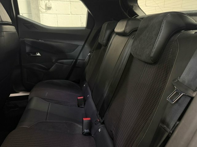 DS DS 3 Crossback 1.2 Puretech La Premiere Crossback Eat8 Euro 6 S Black #34