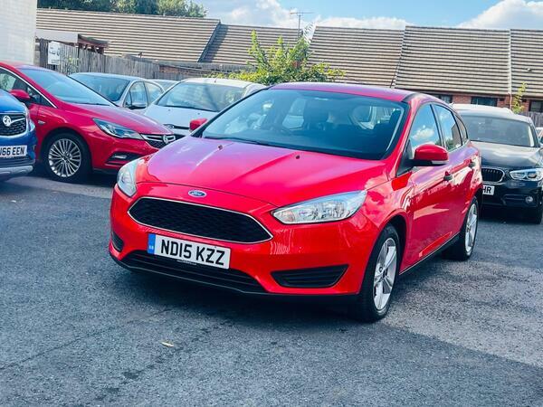 Ford Focus 1.6 Studio Euro 6 Red #6