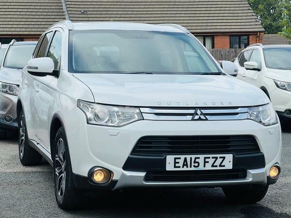 Mitsubishi Outlander 2.2 Di-d Gx4 4Wd Euro 5 Ss White #4
