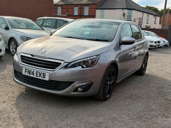 Peugeot 308 1.6 Hdi 115 Active 2014 Red #15