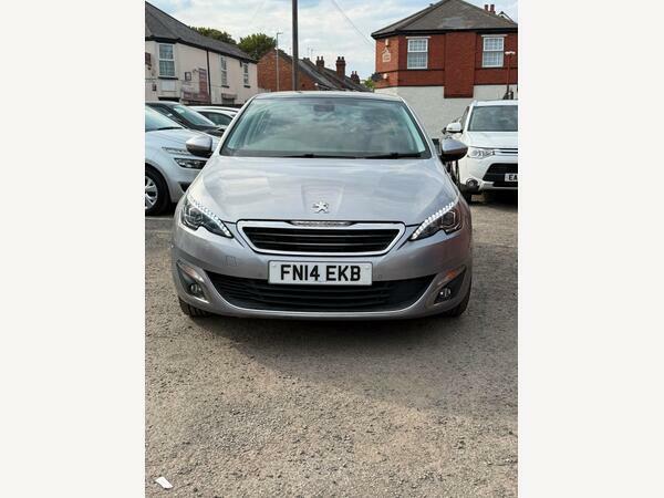 Peugeot 308 1.6 Hdi 115 Active 2014 Red #10
