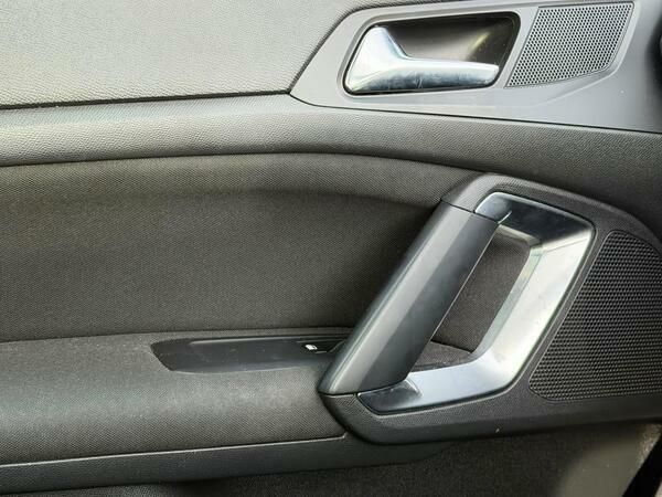 Peugeot 308 1.6 Hdi 115 Active 2014 Red #37