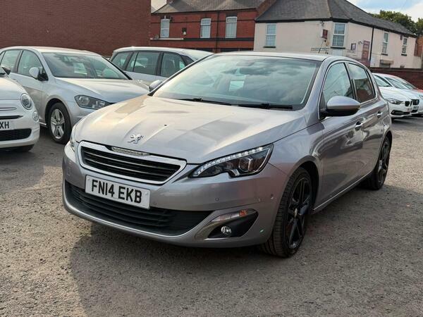 Peugeot 308 1.6 Hdi 115 Active 2014 Red #13