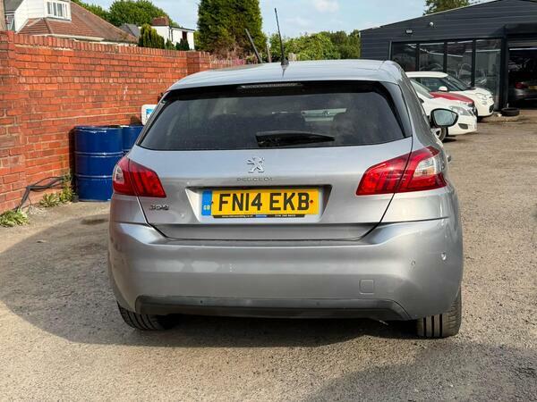 Peugeot 308 1.6 Hdi 115 Active 2014 Red #26