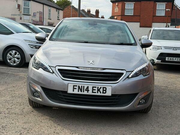 Peugeot 308 1.6 Hdi 115 Active 2014 Red #9