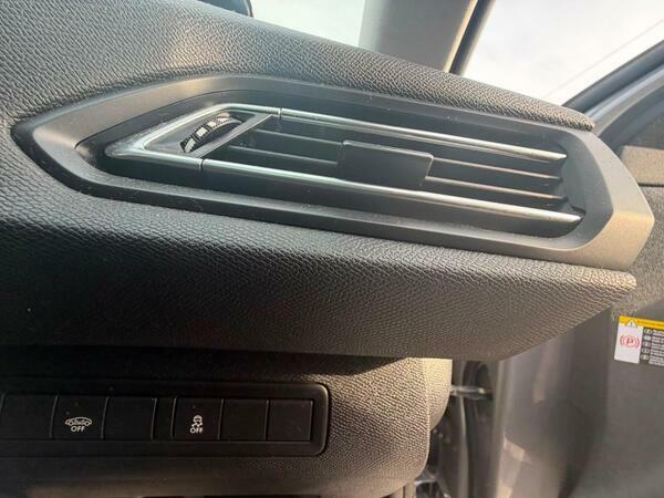 Peugeot 308 1.6 Hdi 115 Active 2014 Red #36