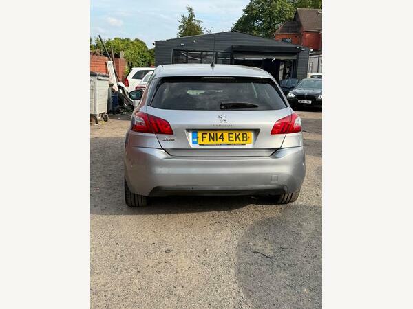 Peugeot 308 1.6 Hdi 115 Active 2014 Red #25