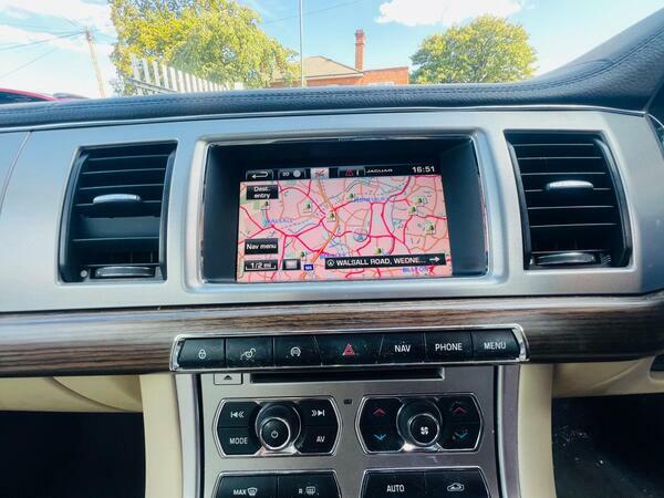 Jaguar XF 2.2D R-sport Euro 5 Ss Grey #31