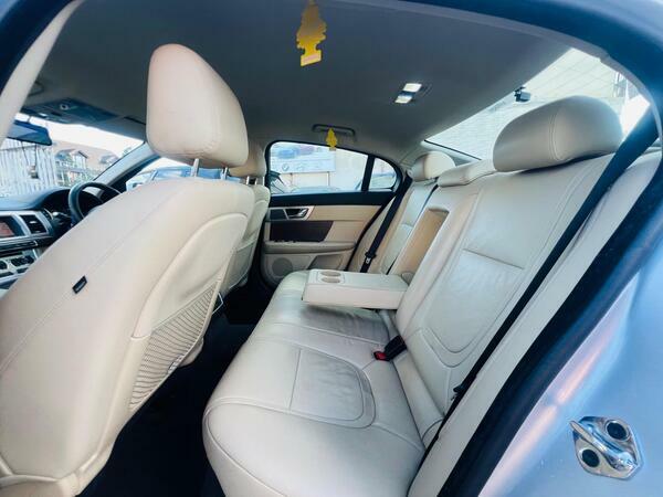 Jaguar XF 2.2D R-sport Euro 5 Ss Grey #28