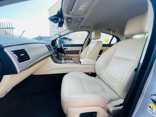 Jaguar XF 2.2D R-sport Euro 5 Ss Grey #27