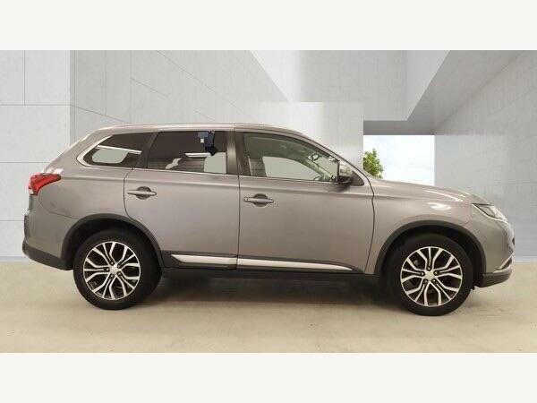 Mitsubishi Outlander 2.2 Di-d 3 4Wd Euro 6 Ss Grey #5