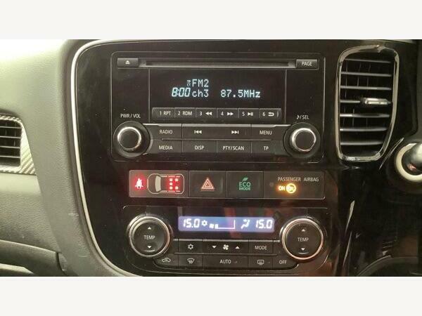 Mitsubishi Outlander 2.0H 12Kwh 5Hs Cvt 4Wd Euro 6 Ss Grey #7