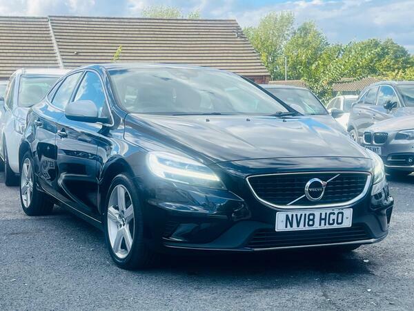 Volvo V40 2.0 D2 R-design Euro 6 Ss NV18HGO Black #6