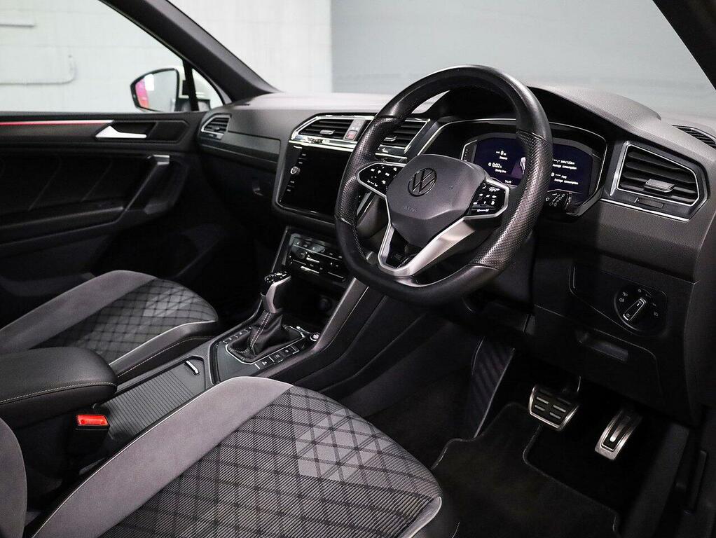 Volkswagen Tiguan Tsi 13Kwh R-line Suv AJ23BGV White #3