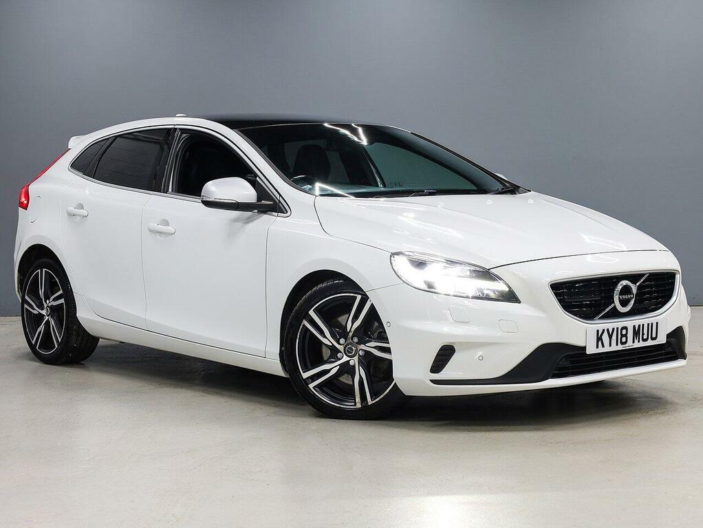 Volvo V40 D4 R-design Pro Hatchback White #2