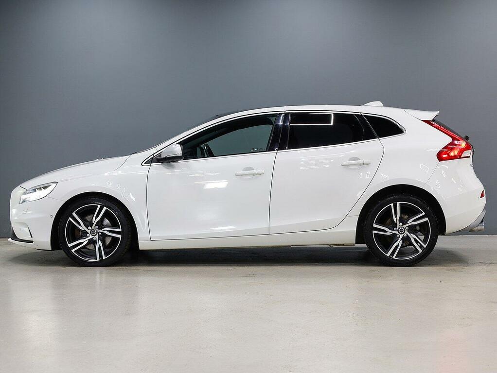 Volvo V40 D4 R-design Pro Hatchback White #6