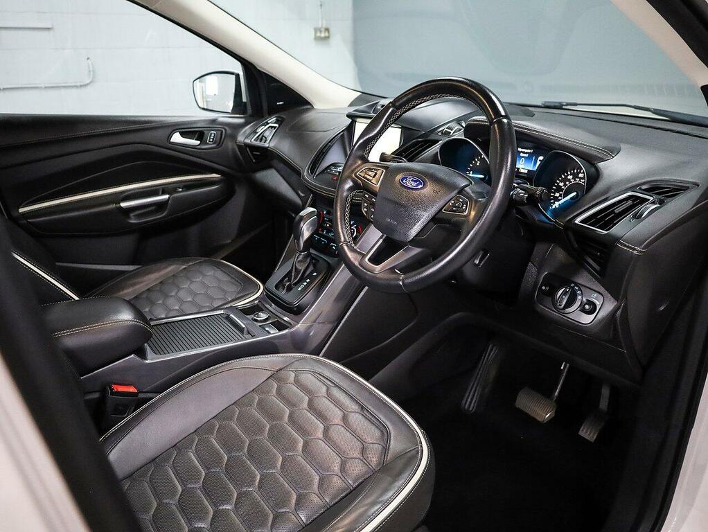 Ford Kuga Tdci Vignale Suv WA19TKK White #3