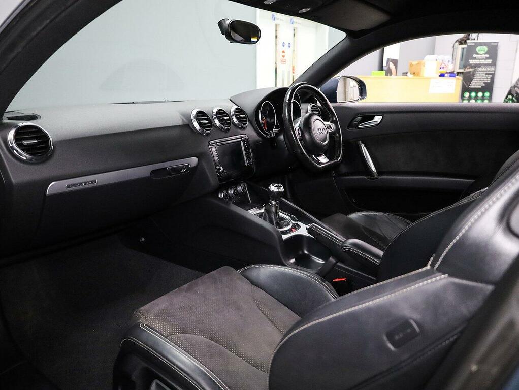 Audi TT Coupe Grey #4