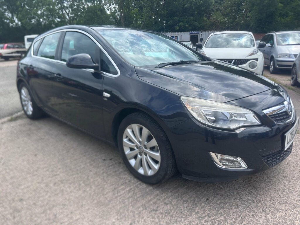 Vauxhall Astra 2.0 Cdti Se Sports Tourer Euro 5 Silver #1