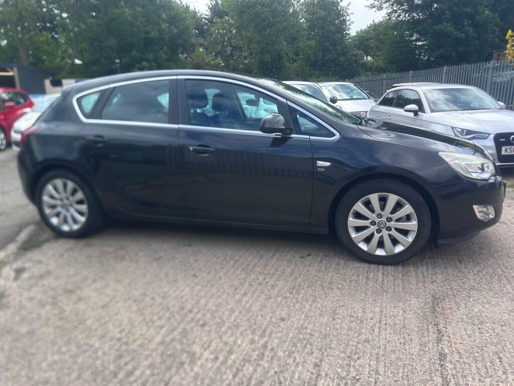 Vauxhall Astra 2.0 Cdti Se Sports Tourer Euro 5 Silver #2