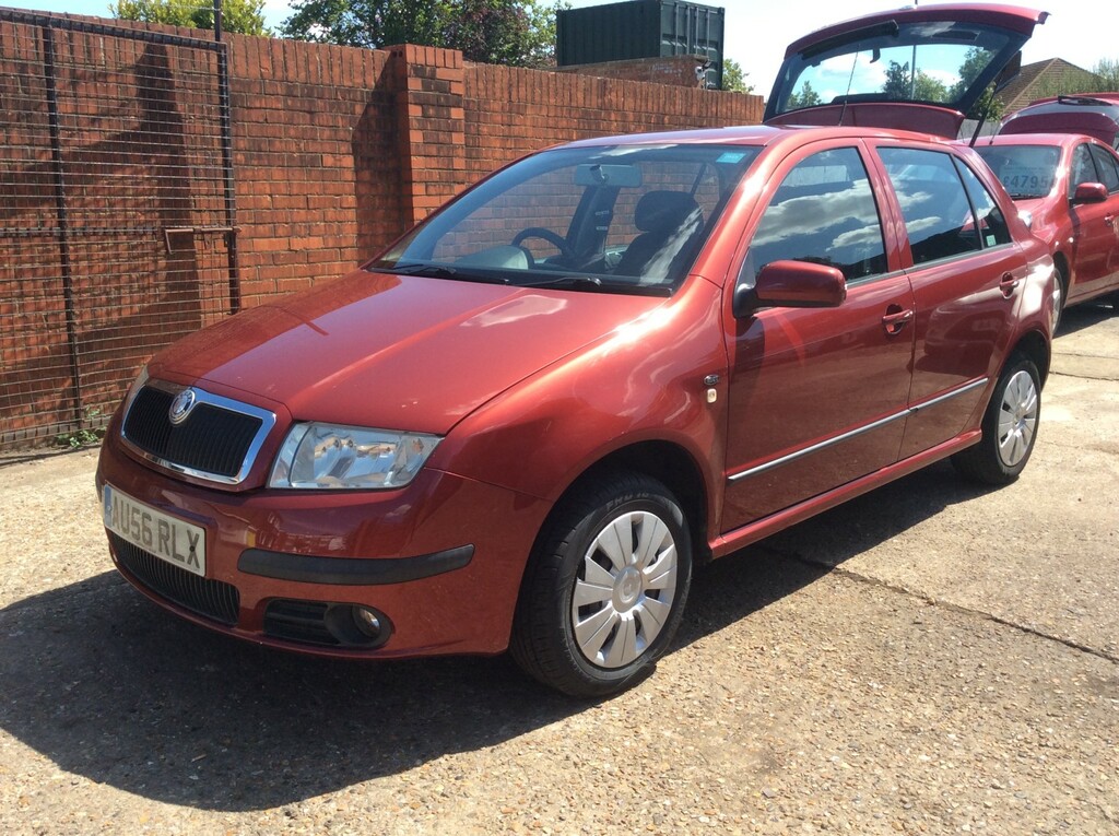 Skoda Fabia 1.4 16V Ambiente Red