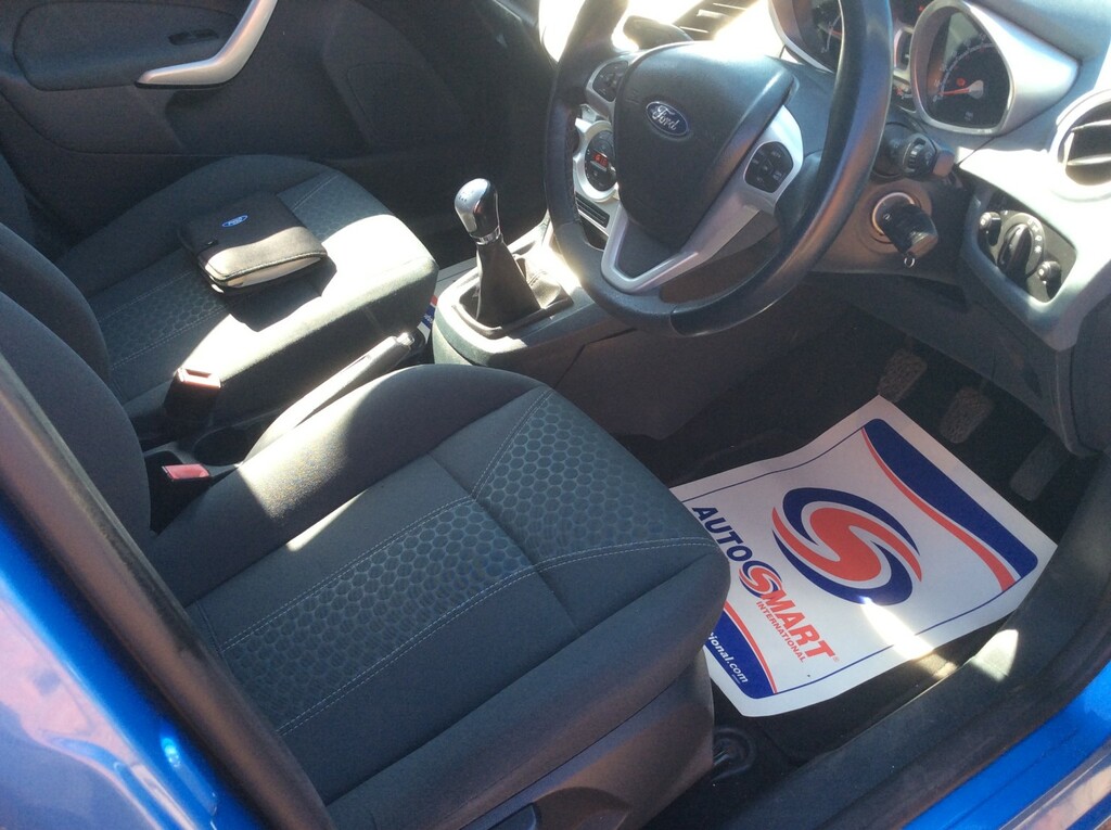 Ford Fiesta 1.25 Zetec Hatchback 133 Gkm, White #5