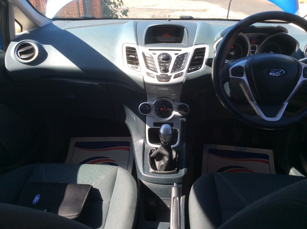 Ford Fiesta 1.25 Zetec Hatchback 133 Gkm, White #6