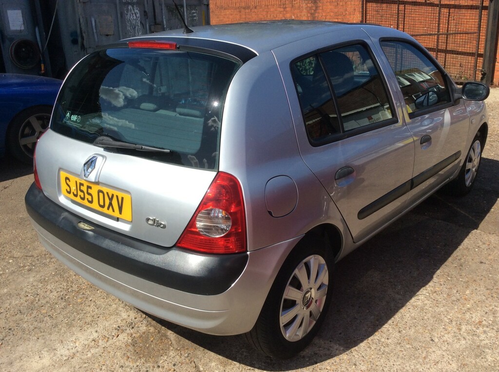 Renault Clio 1.4 16V Expression 2005 SJ55OXV Silver #4
