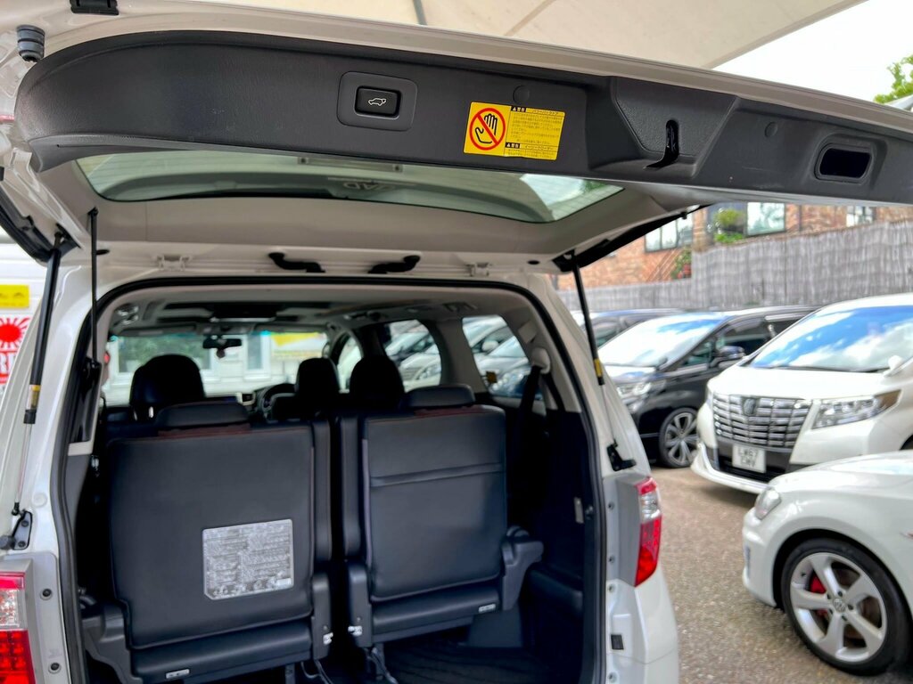 Toyota Alphard 2.4 Seaterulez Free Black #14