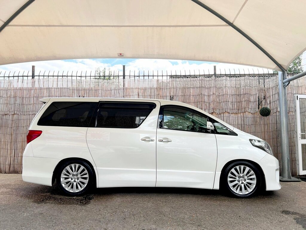 Toyota Alphard 2.4 Seaterulez Free Black #9