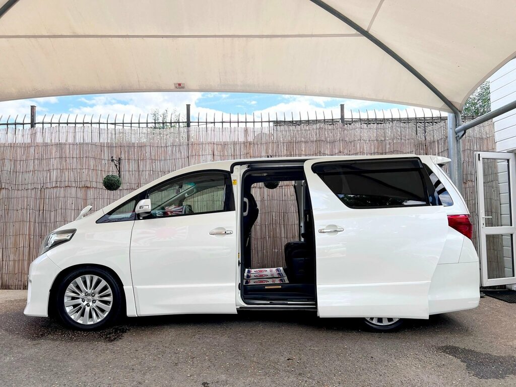 Toyota Alphard 2.4 Type Gold-twin Sun Roof-leather White #4