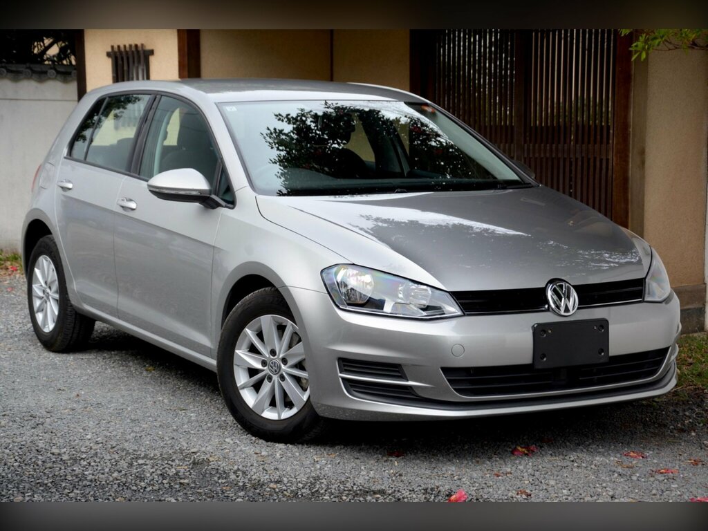 Volkswagen Golf 1.2 Tsi Bluemotion Tech - Trendline Silver