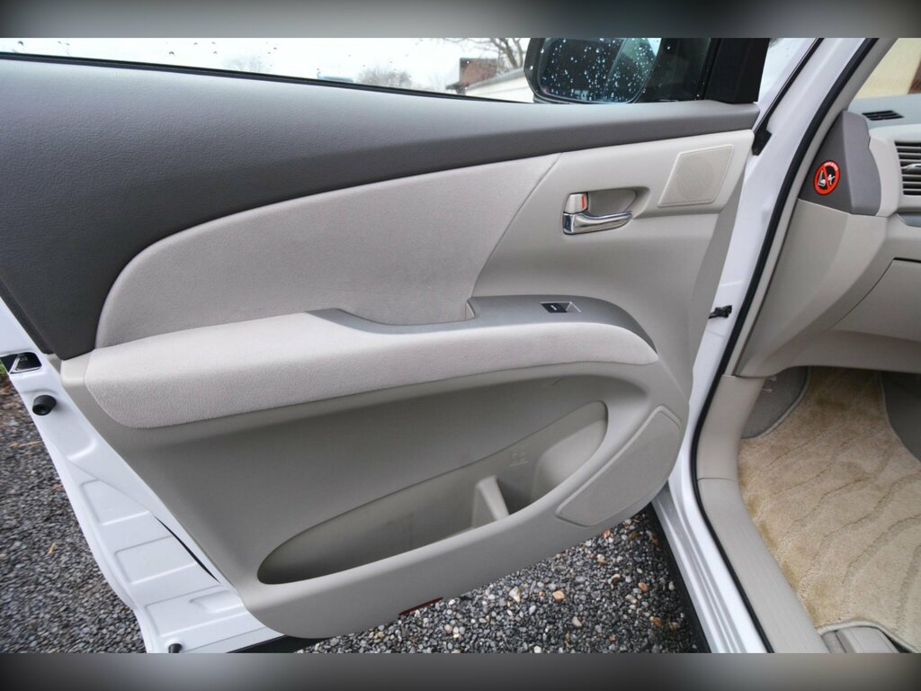 Toyota Estima Aeras 2.4 Vvti 7 Seater White #29