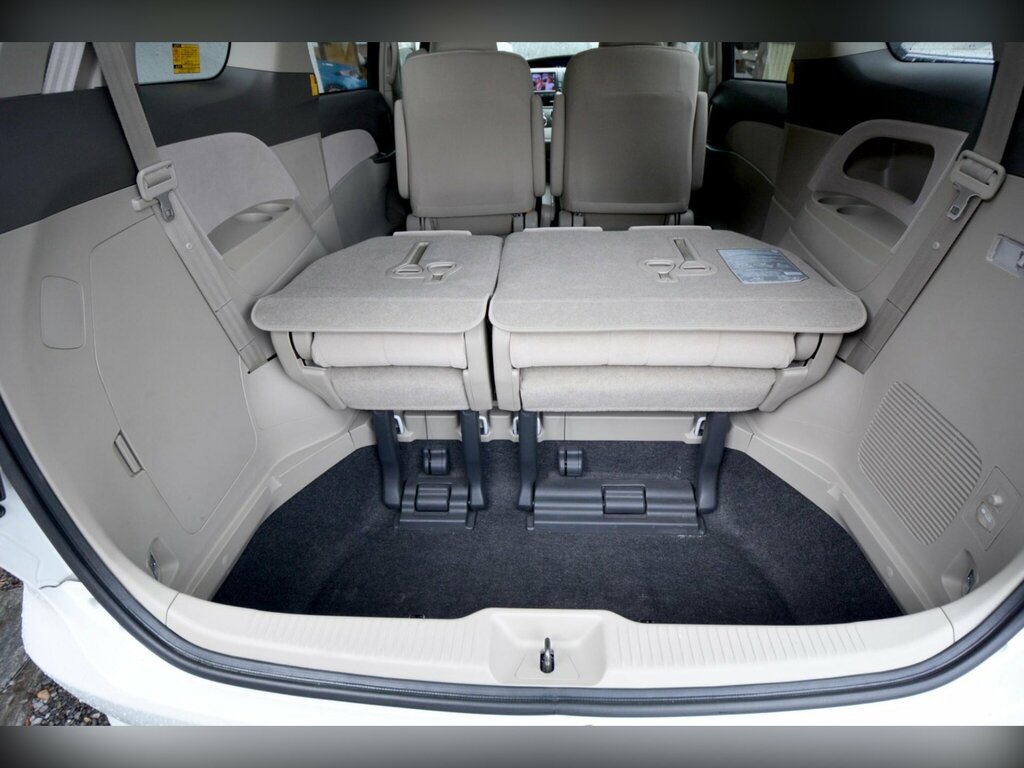 Toyota Estima Aeras 2.4 Vvti 7 Seater White #38