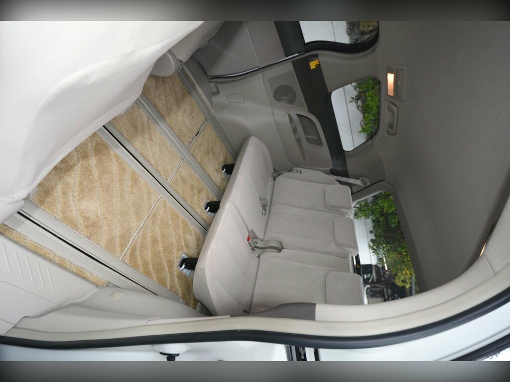 Toyota Estima Aeras 2.4 Vvti 7 Seater White #34