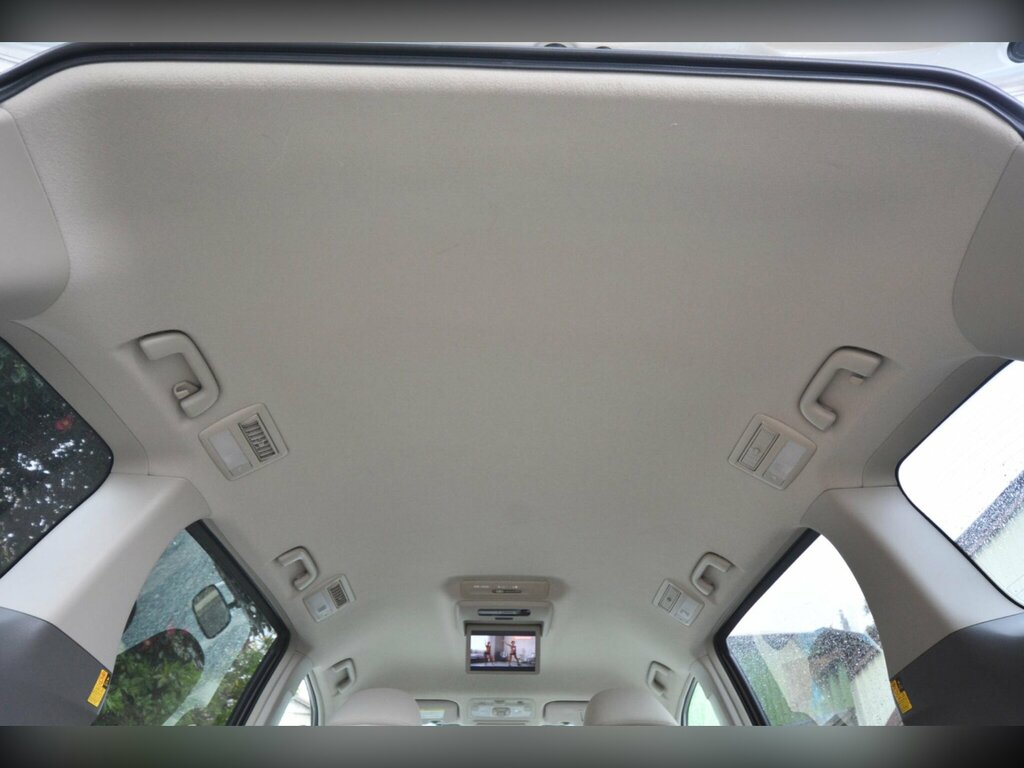 Toyota Estima Aeras 2.4 Vvti 7 Seater White #41