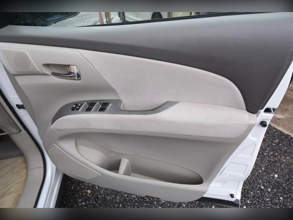 Toyota Estima Aeras 2.4 Vvti 7 Seater White #22